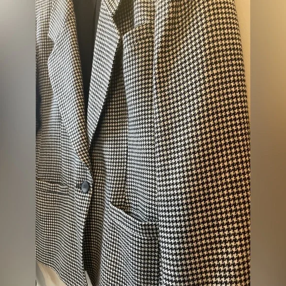 ✨ Vintage Jones New York Houndstooth Blazer - Picture 4 of 7